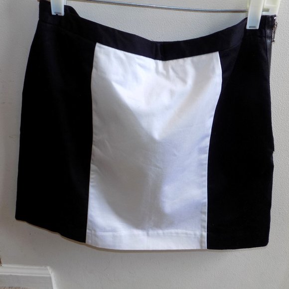 WORTHINGTON Black & White Color Block Skirt Size 12 - Picture 1 of 2